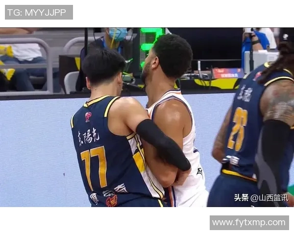 昔日恩怨再现！篮球八卦与老队友狭路相逢