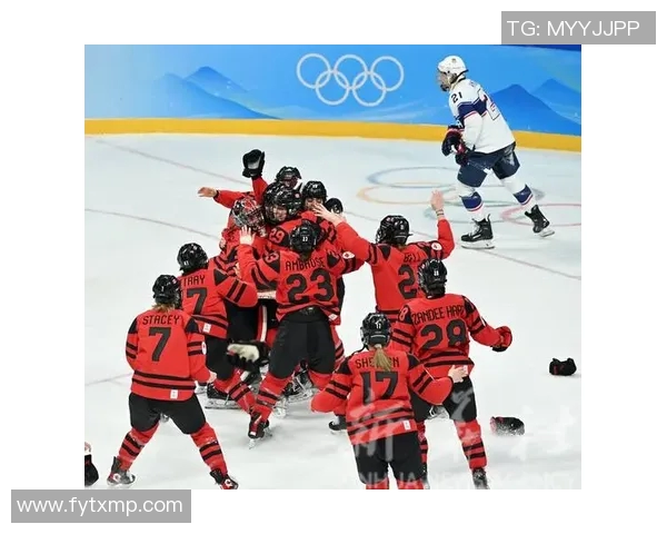 国家女子冰球队出征加拿大系列赛，目标锻炼新人